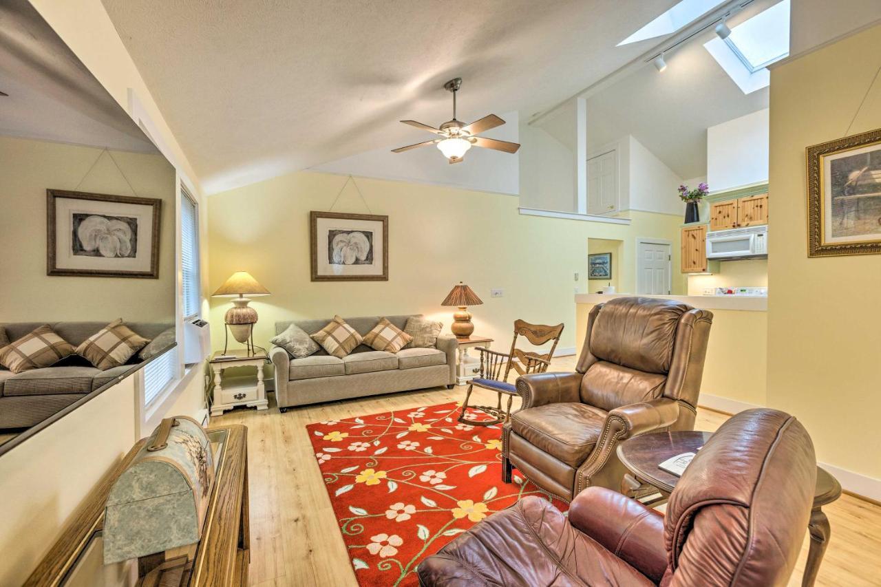 Charming Retreat Near Downtown Frankfort And Beaches Εξωτερικό φωτογραφία