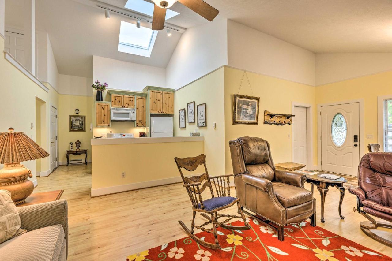 Charming Retreat Near Downtown Frankfort And Beaches Εξωτερικό φωτογραφία
